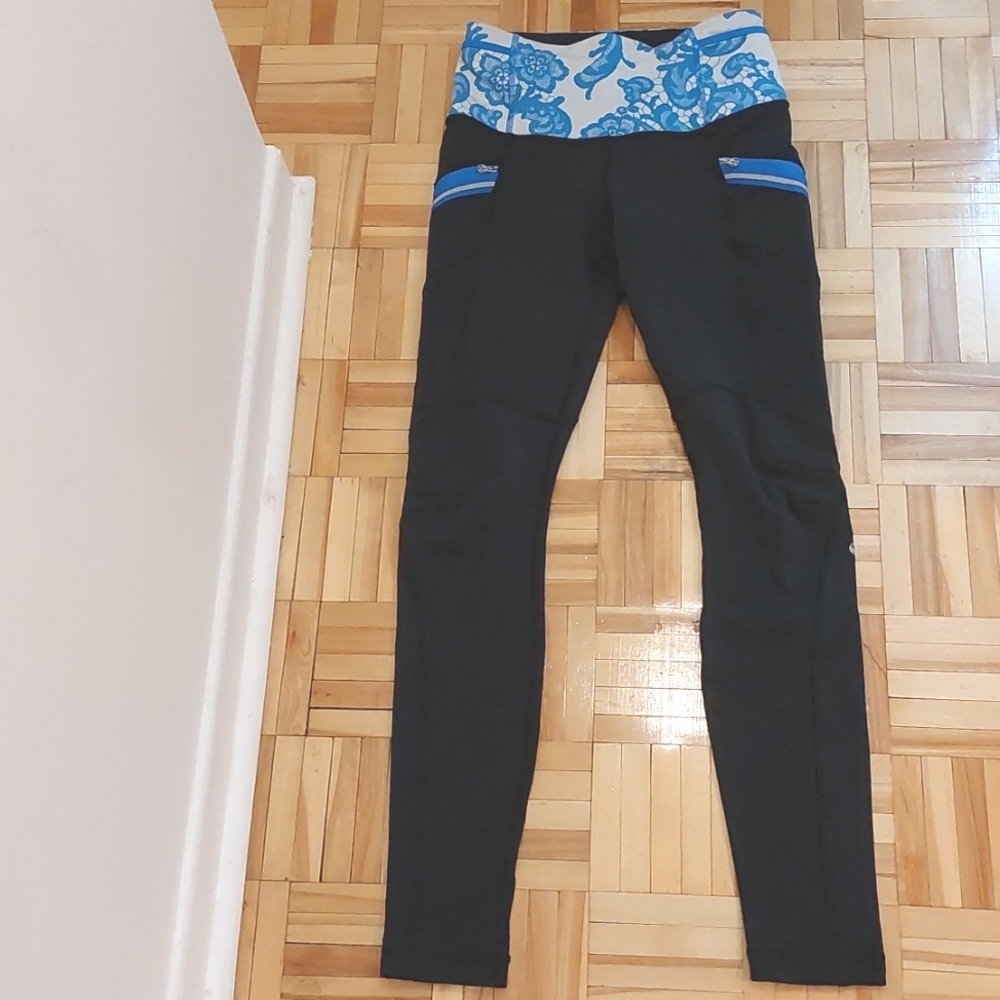 Lululemon Toasty Tech Tights size 4